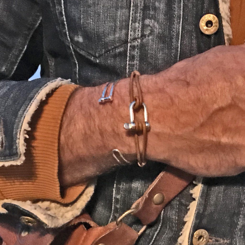 Bracelet SM en cuir martelé avec fermoir manille argenté