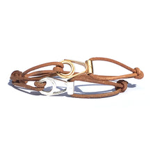 <transcy>Apala Bracelet - Natural Chesterfield Leather</transcy>