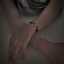Bracelet Manille Allongée - Classique Gris Sombre